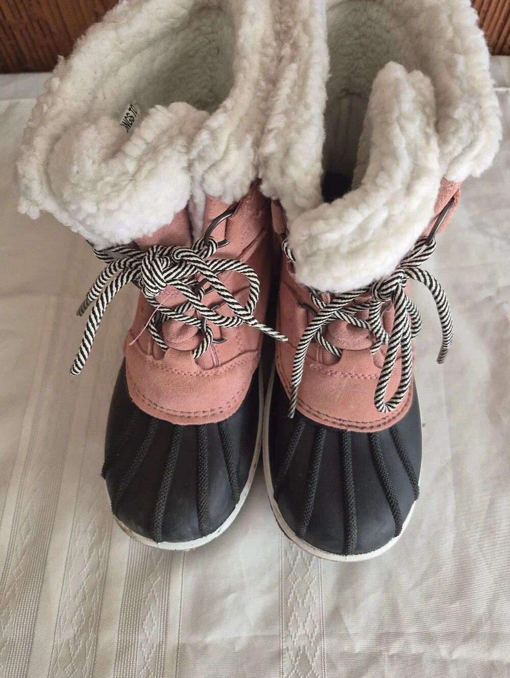 Kids Pink Winter Boots with Faux Fur Lining Size 3